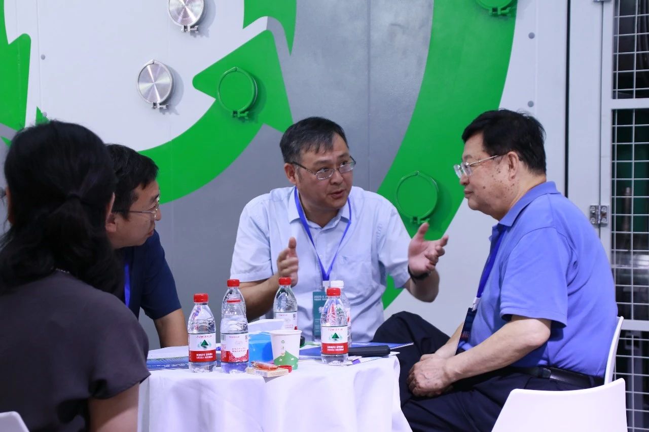 bat365正版唯一官网RARADD沧州首秀引爆全场！首日迎沧州市长率队巡馆